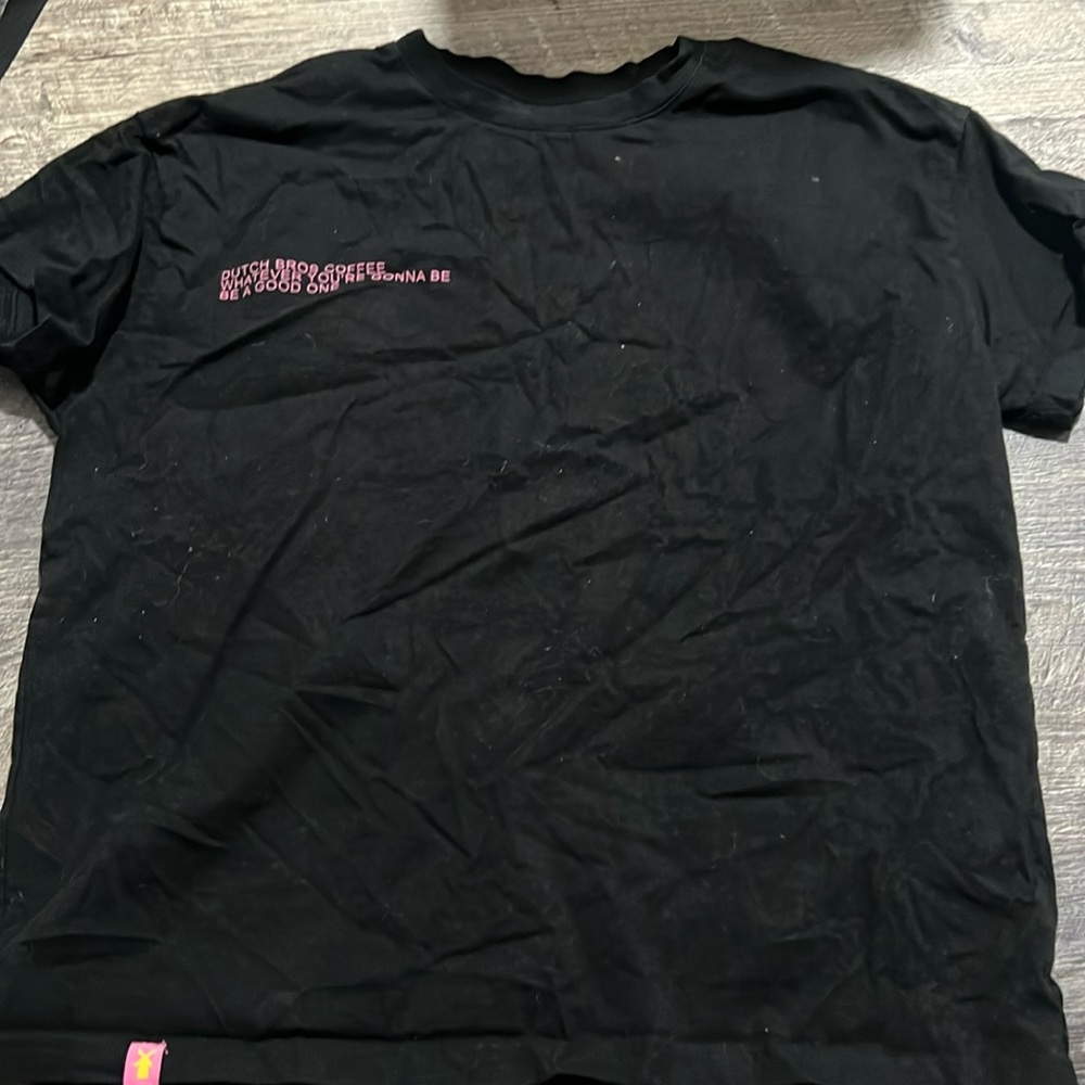 women’s medium dutch shirt